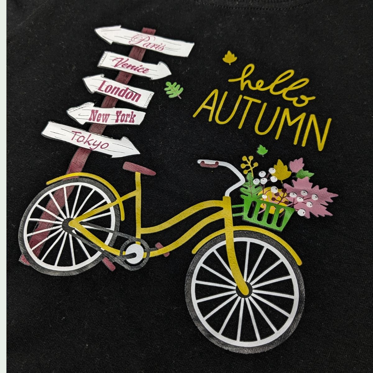 BOYS & GIRLS PRINTED FLEECE SWEATSHIRT - BLACK