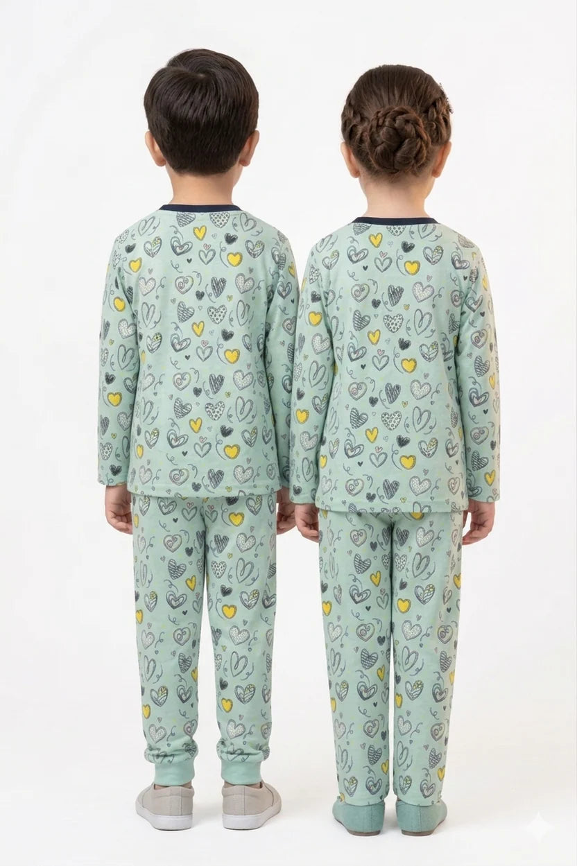 Unisex - ALL OVER HEART PRINTED NIGHTWEAR SUIT