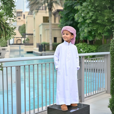 Elegant Kids' White Jubba – Traditional & Comfortable Islamic Wear