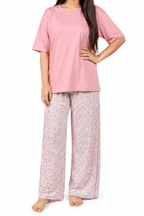 Elegant Pink Floral Night Suit for Women – Comfortable & Stylish Everyday Wear